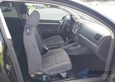 2009 Volkswagen Rabbit S from USA, damaged, VIN WVWAA71K69W035257